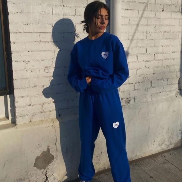 ↠ Dairy Boy Paige Lorenze Cozy 2% Royal Blue Crewneck Cotton Pullover Sweatshirt - Picture 4 of 12